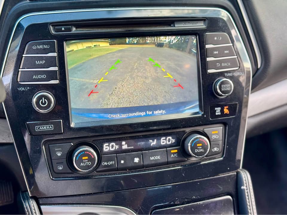 Used 2017 Nissan Maxima 3.5 SV image 11