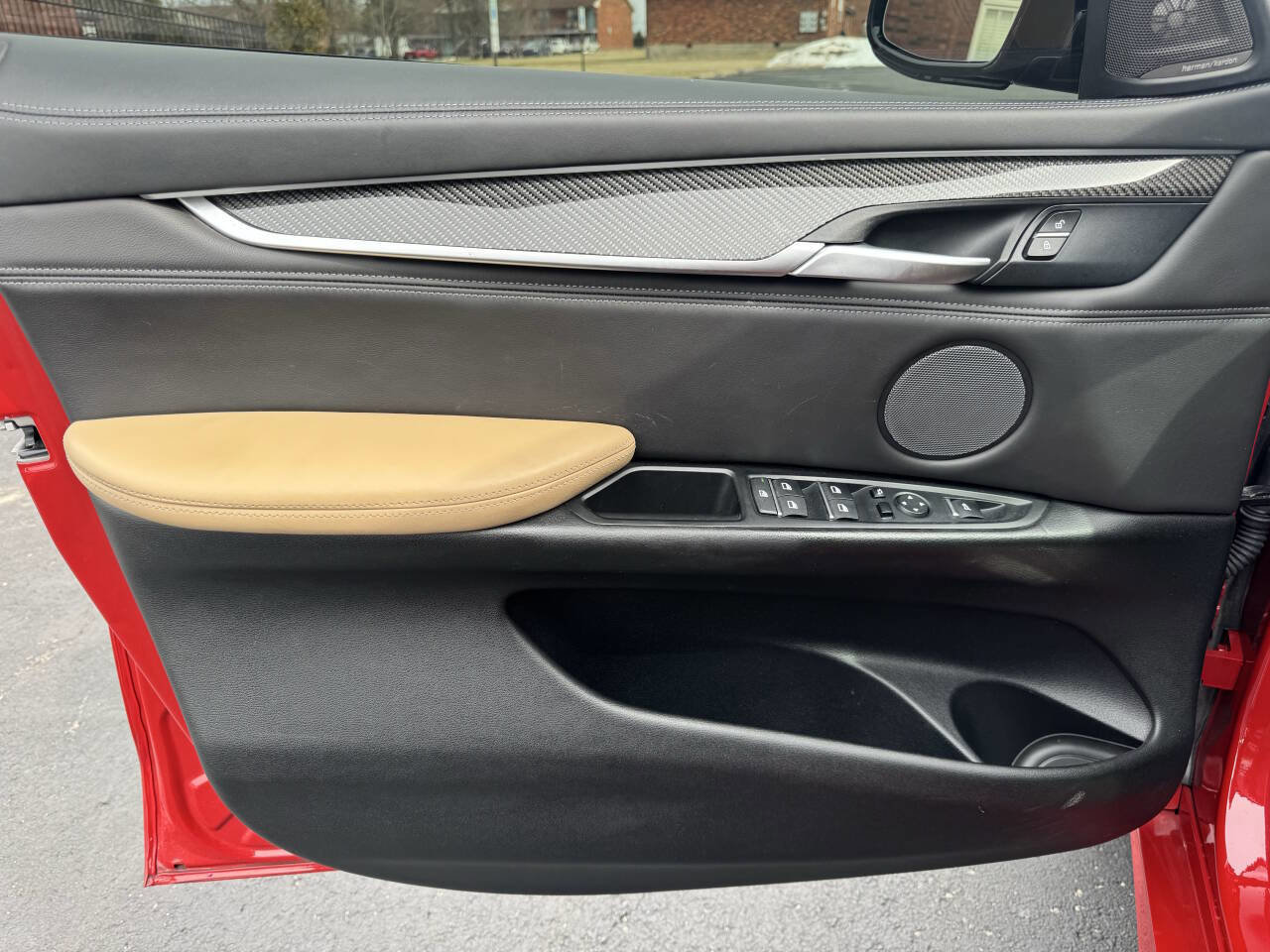 Used 2017 BMW X6 M image 21