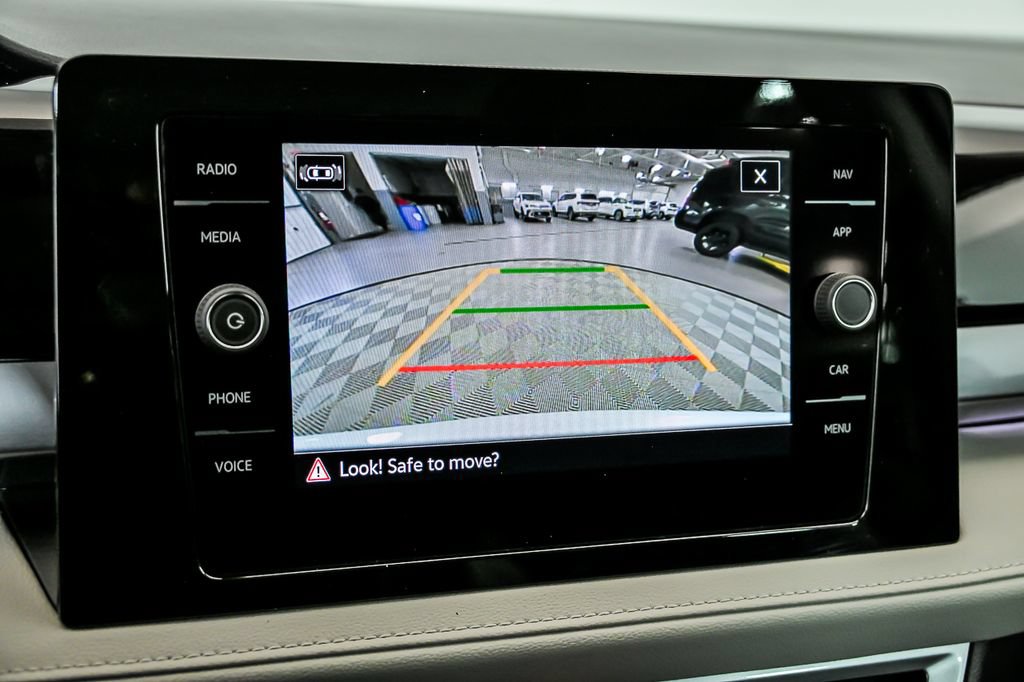 New 2026 Volkswagen Taos SEL AWD/4WD image 13
