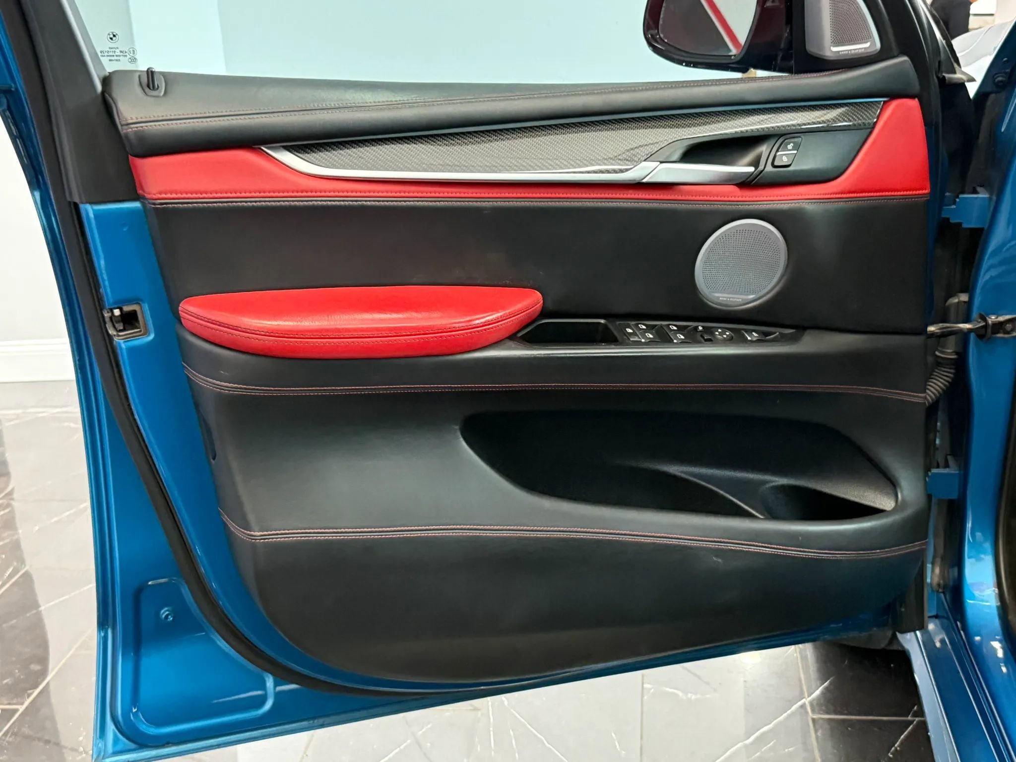 Used 2017 BMW X5 M image 6