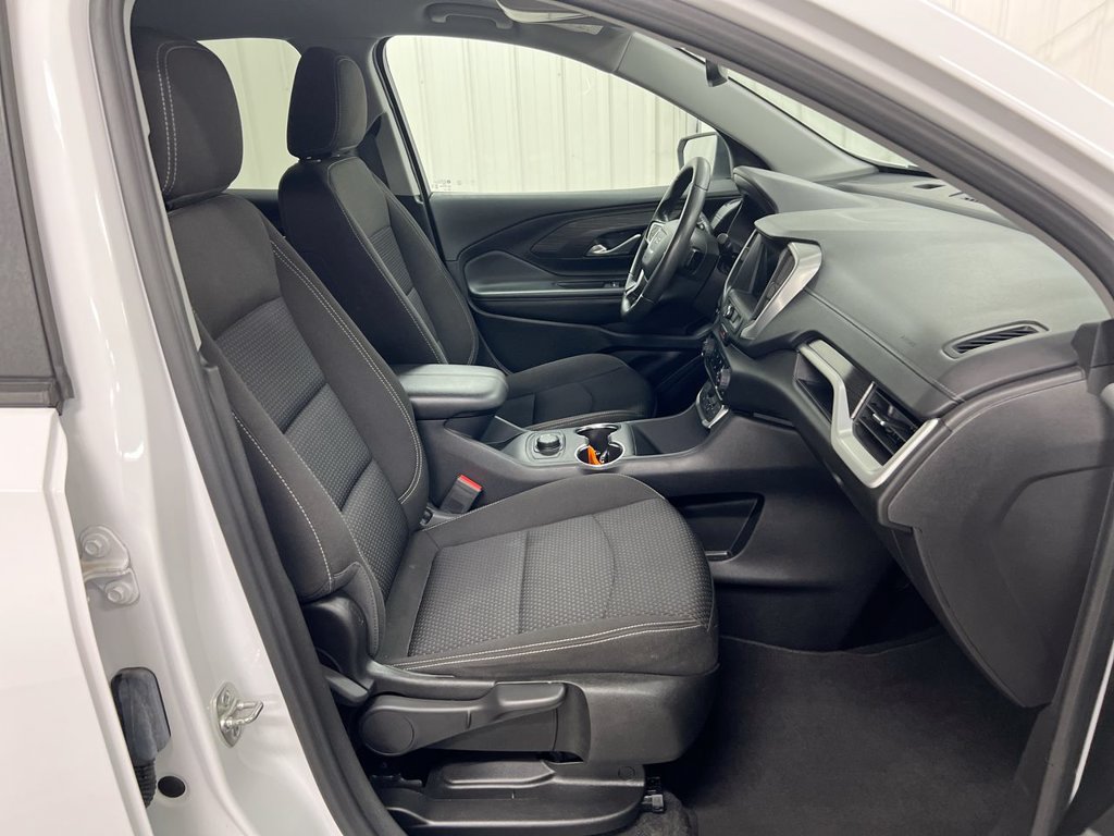 Used 2024 GMC Terrain SLE AWD/4WD image 21