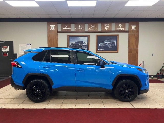 Used 2019 Toyota RAV4 LE image 6