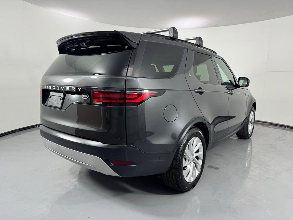 Used 2023 Land Rover Discovery S AWD/4WD image 6