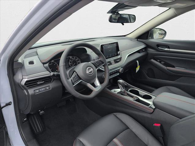 New 2025 Nissan Altima 2.5 SR image 10