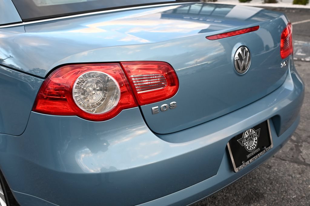 Used 2007 Volkswagen Eos 2.0T FWD image 34