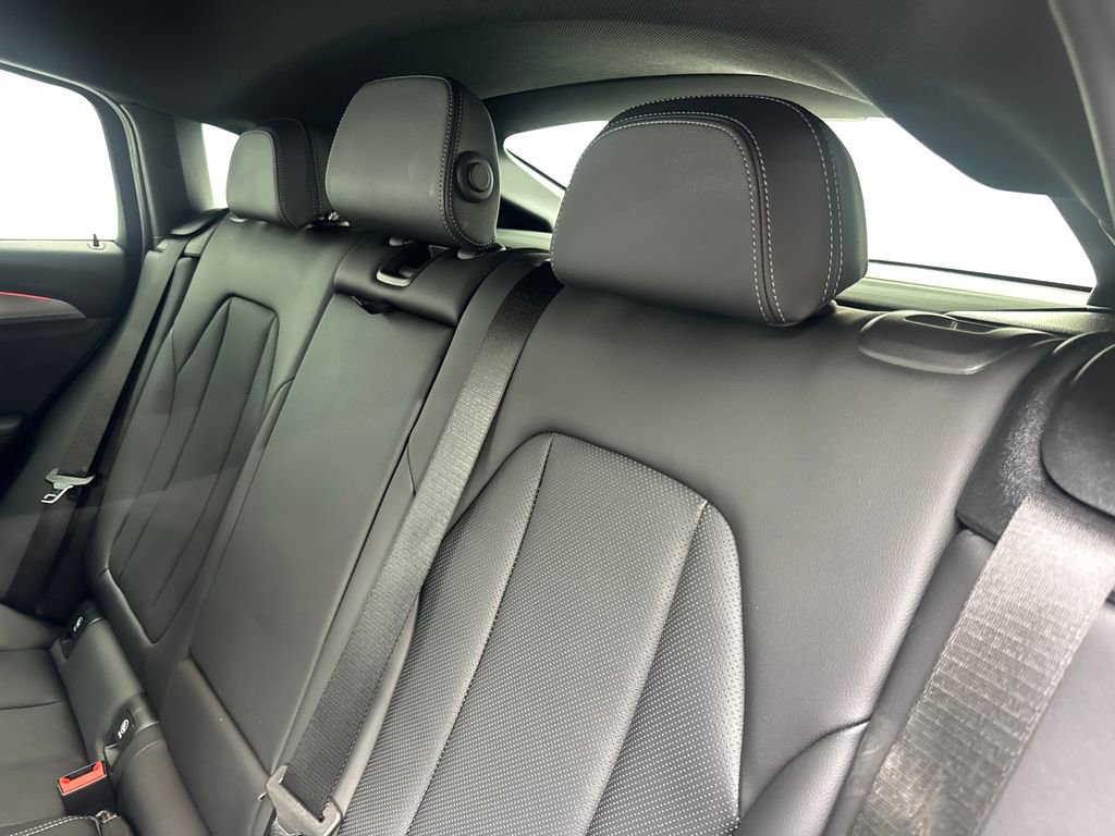 Used 2022 BMW X4 xDrive30i w/ Premium Package image 35