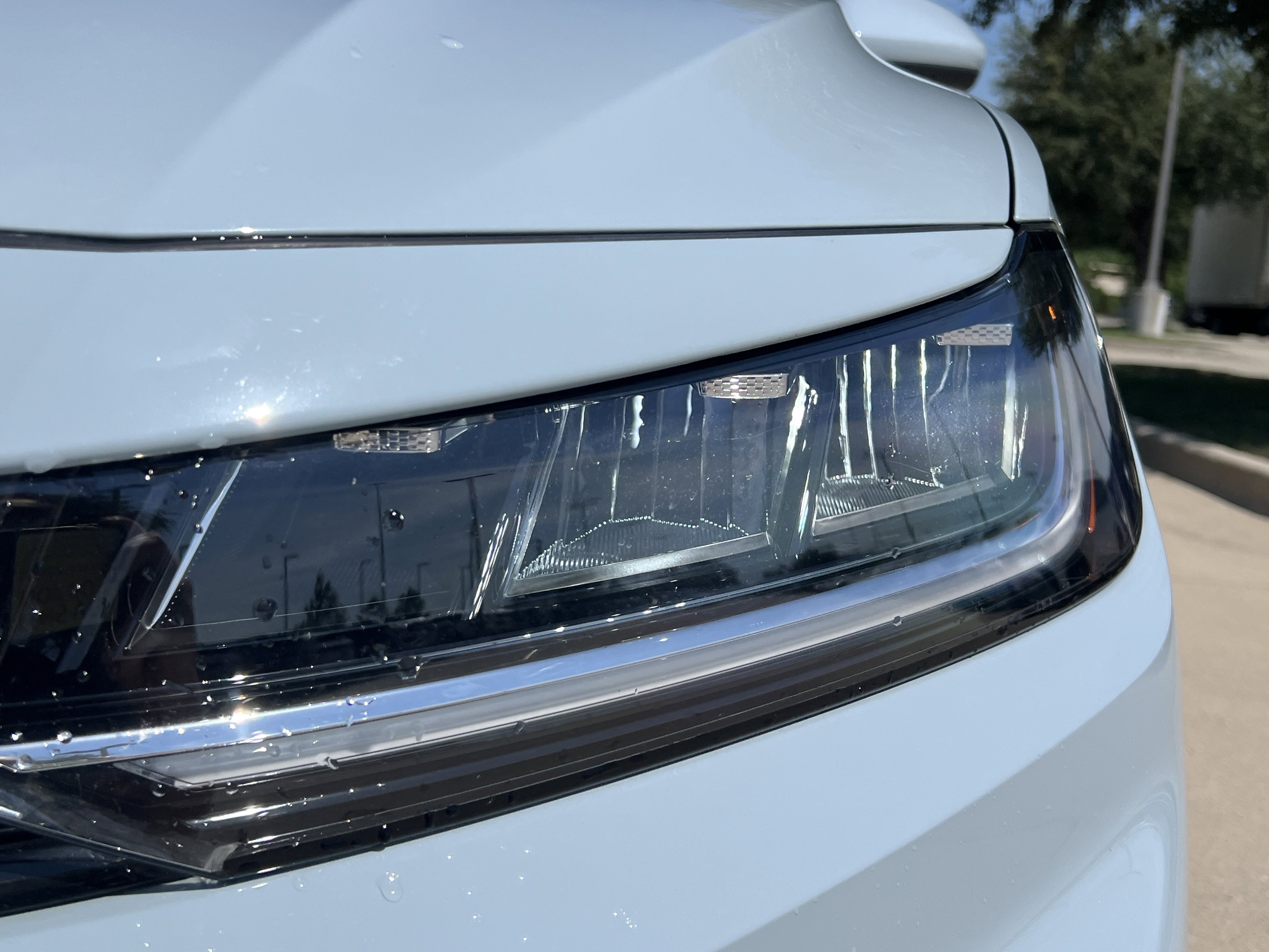 Used 2025 Volkswagen Jetta SE w/ Sunroof Package FWD image 6