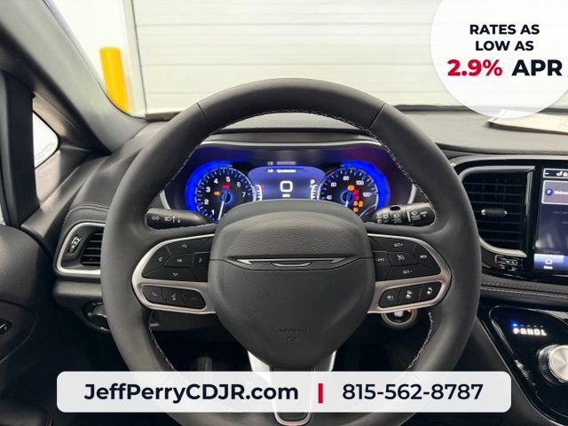 New 2027 Chrysler Pacifica Select FWD image 14