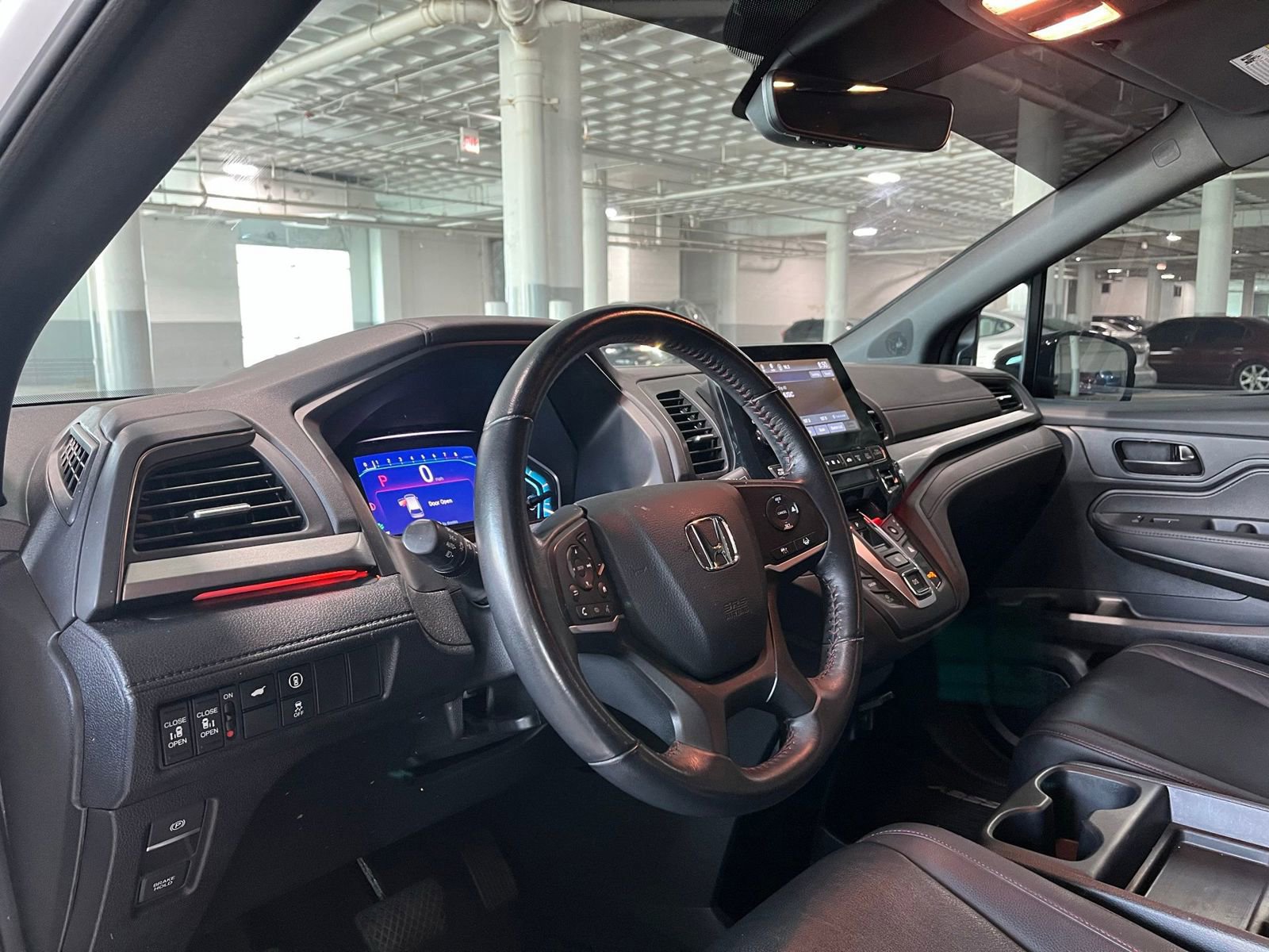 Used 2023 Honda Odyssey Sport image 19