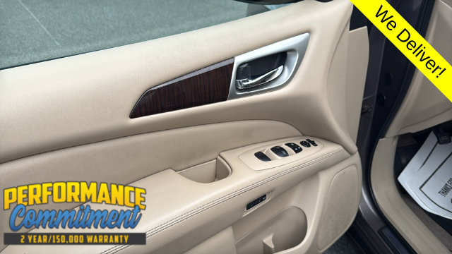 Used 2014 Nissan Pathfinder SL AWD/4WD image 16
