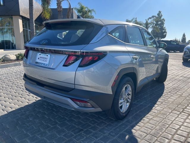New 2026 Hyundai Tucson SE image 4