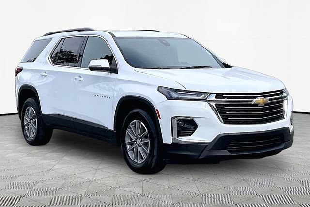 Used 2023 Chevrolet Traverse LT