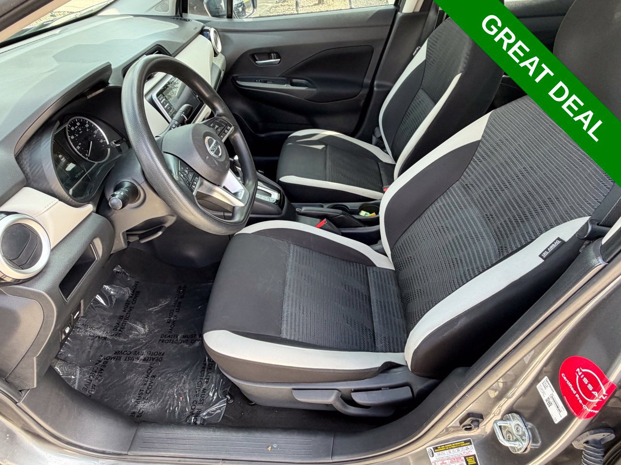 Used 2021 Nissan Versa SV FWD image 27
