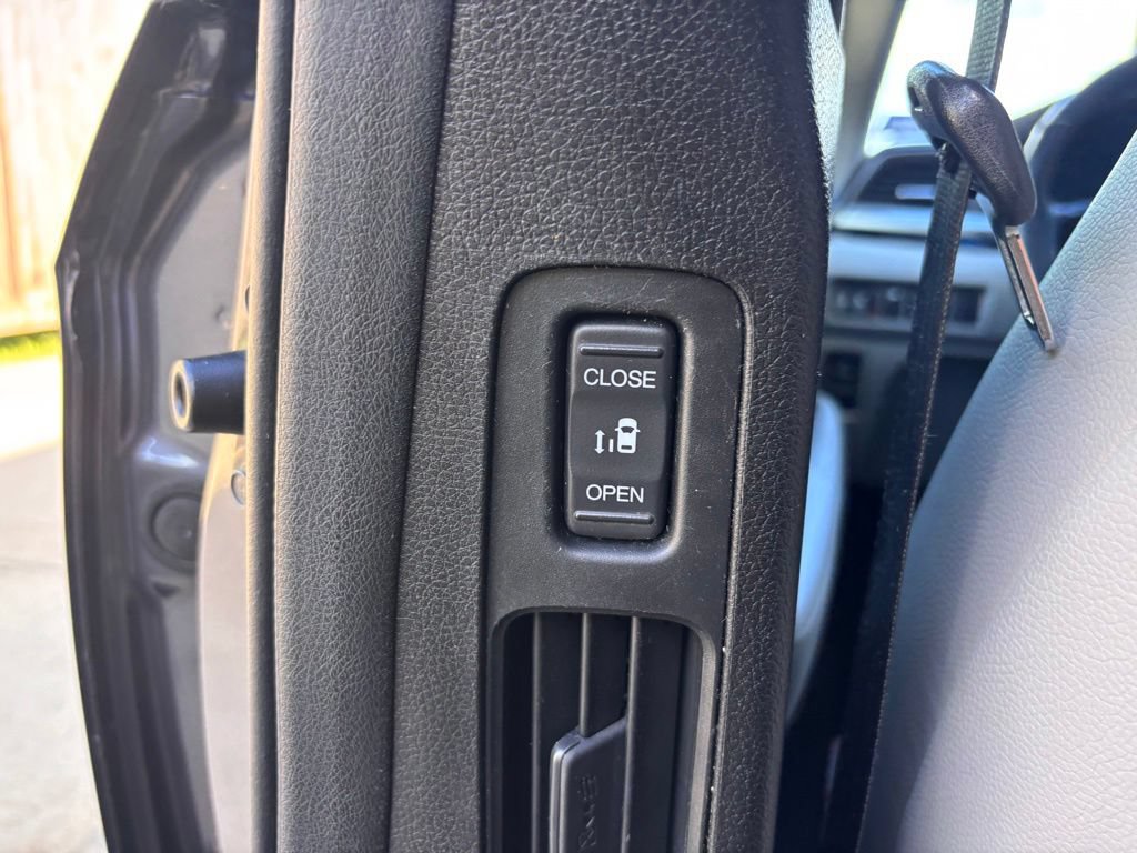Used 2020 Honda Odyssey Elite image 23