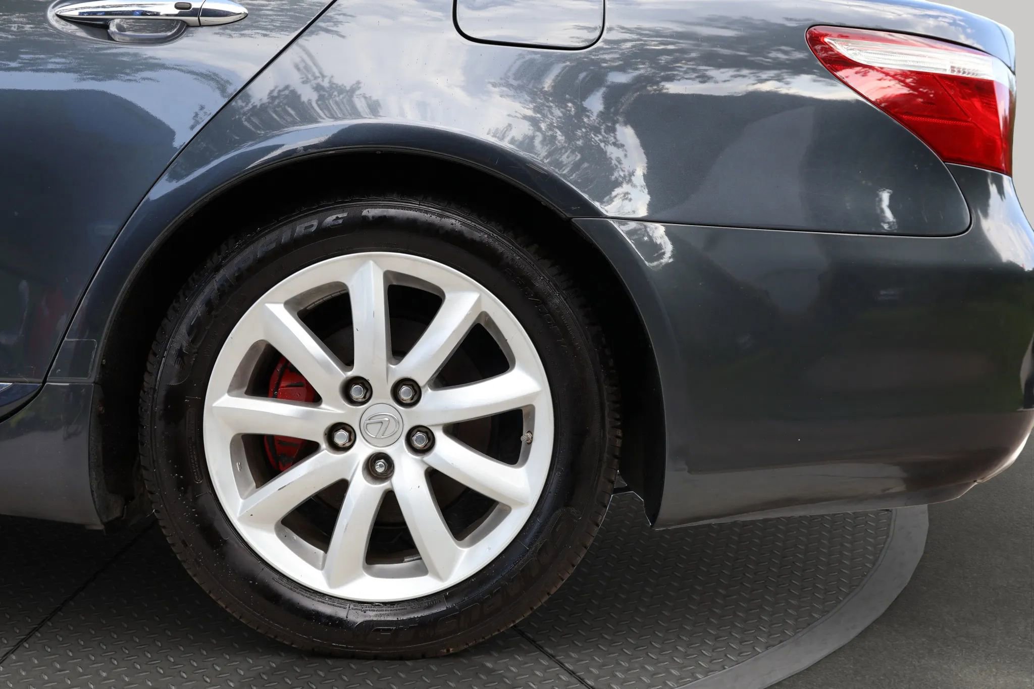 Used 2007 Lexus LS 460 RWD image 27