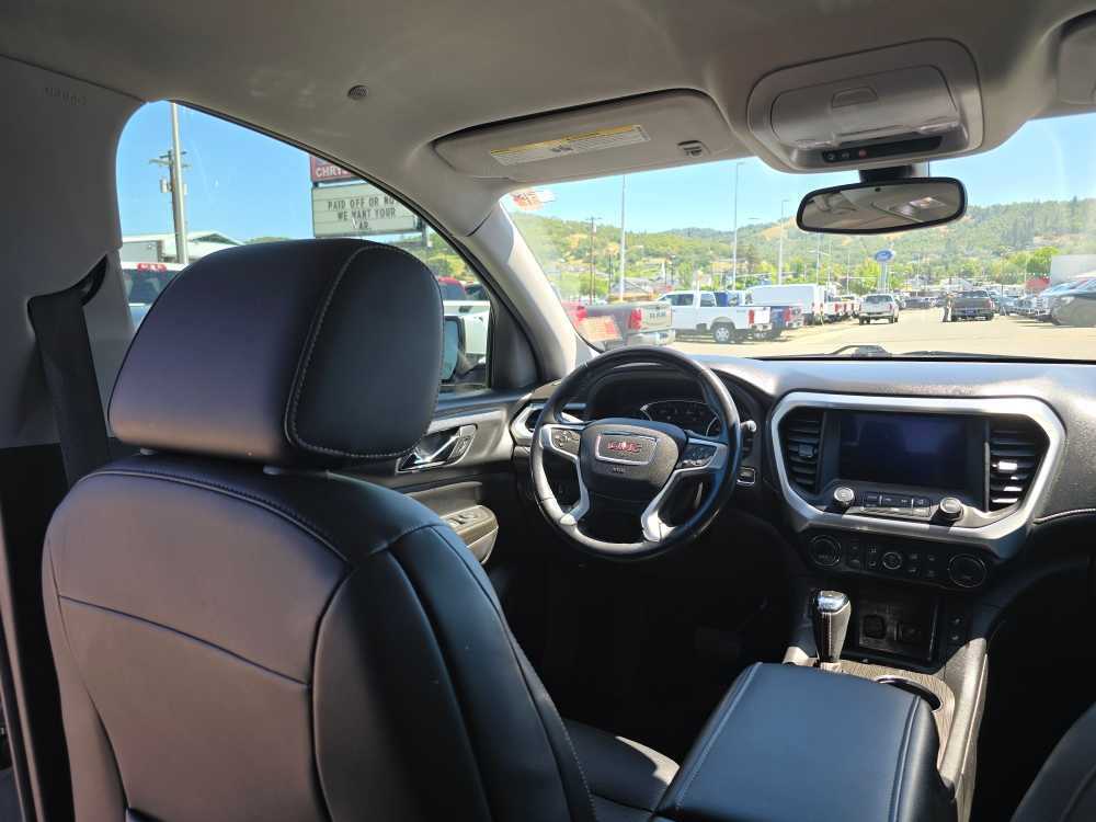 Used 2018 GMC Acadia SLT AWD/4WD image 10