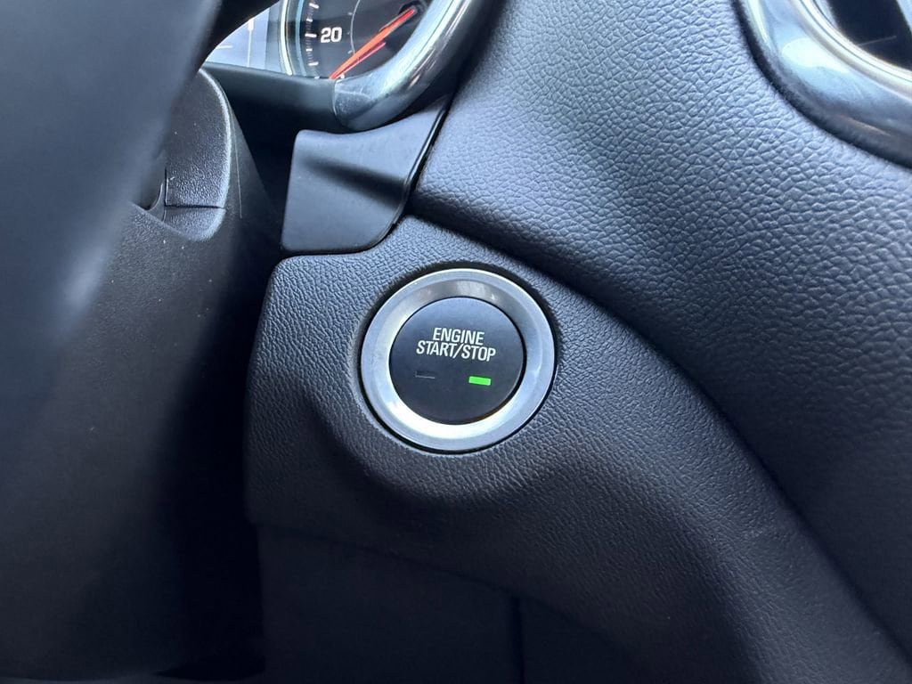 Certified 2024 Chevrolet Equinox LT FWD image 27