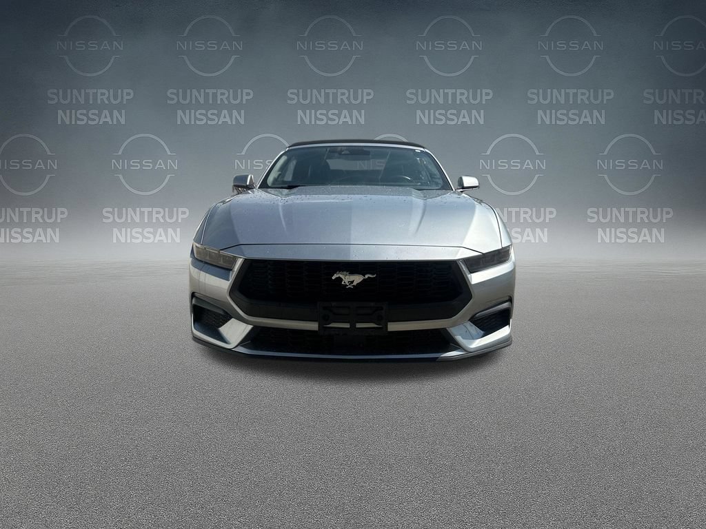 Used 2025 Ford Mustang Premium RWD image 38