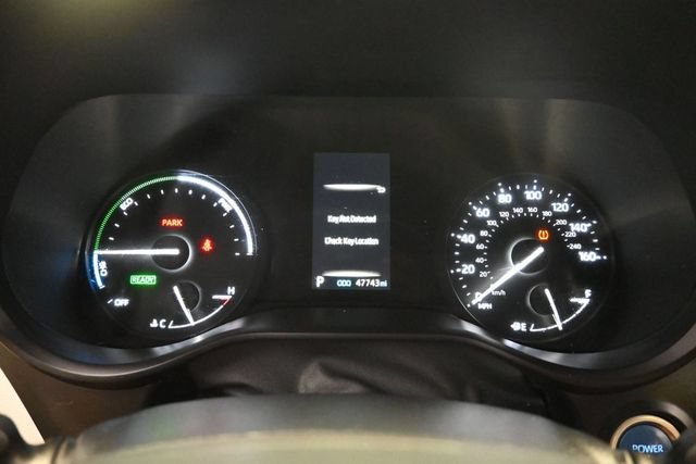 Used 2023 Toyota Sienna XLE FWD image 5