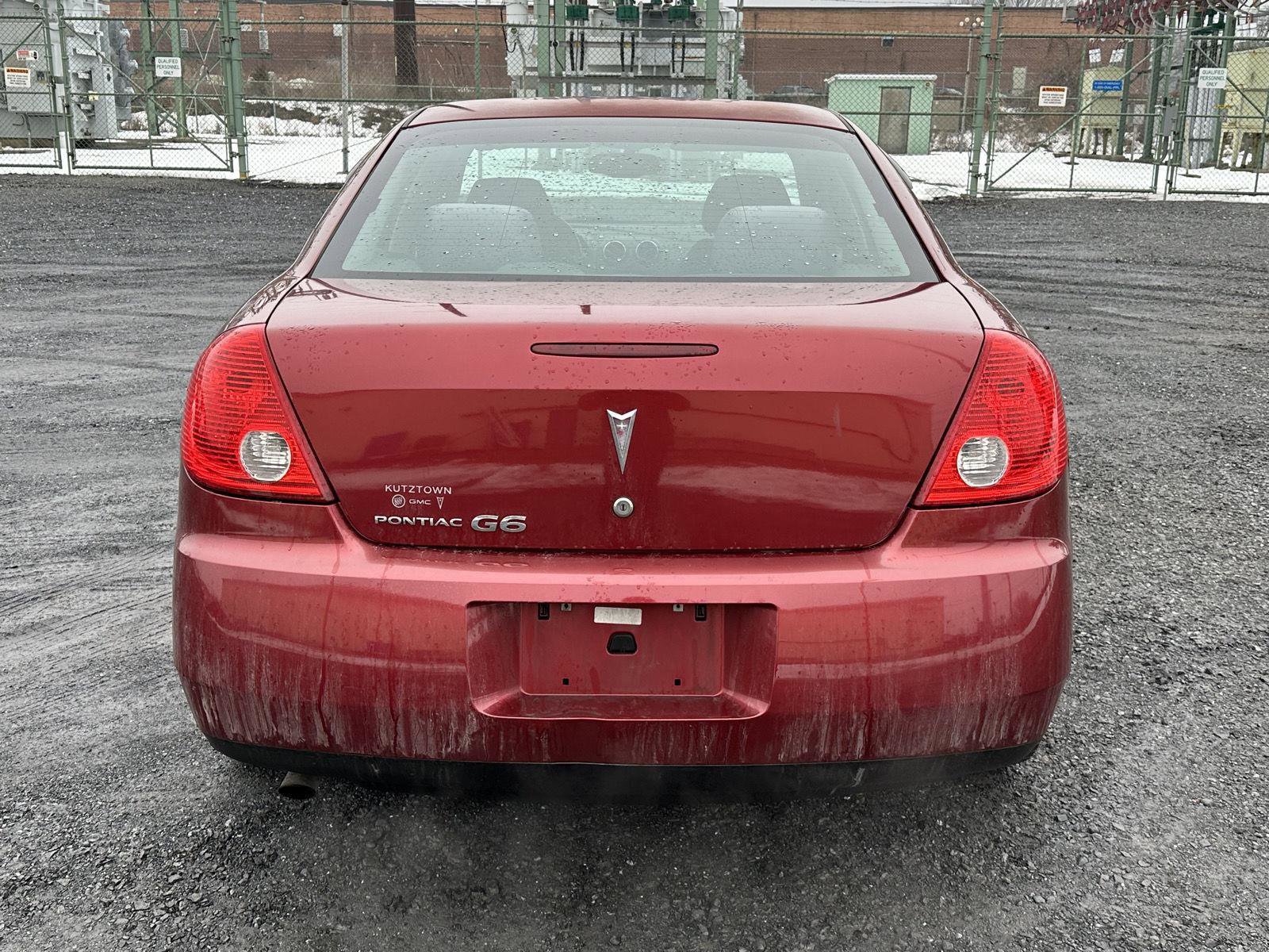 Used 2009 Pontiac G6 Sedan w/ Sun And Sound Package image 7