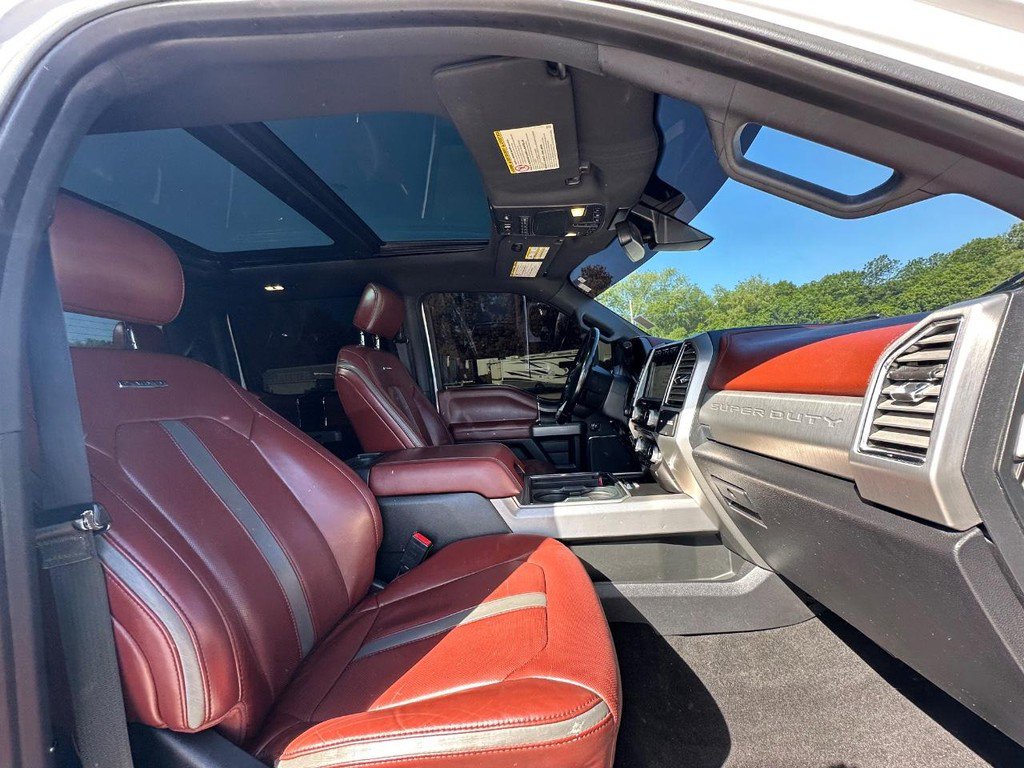 Used 2018 Ford F250 Platinum w/ Platinum Ultimate Package AWD/4WD image 17
