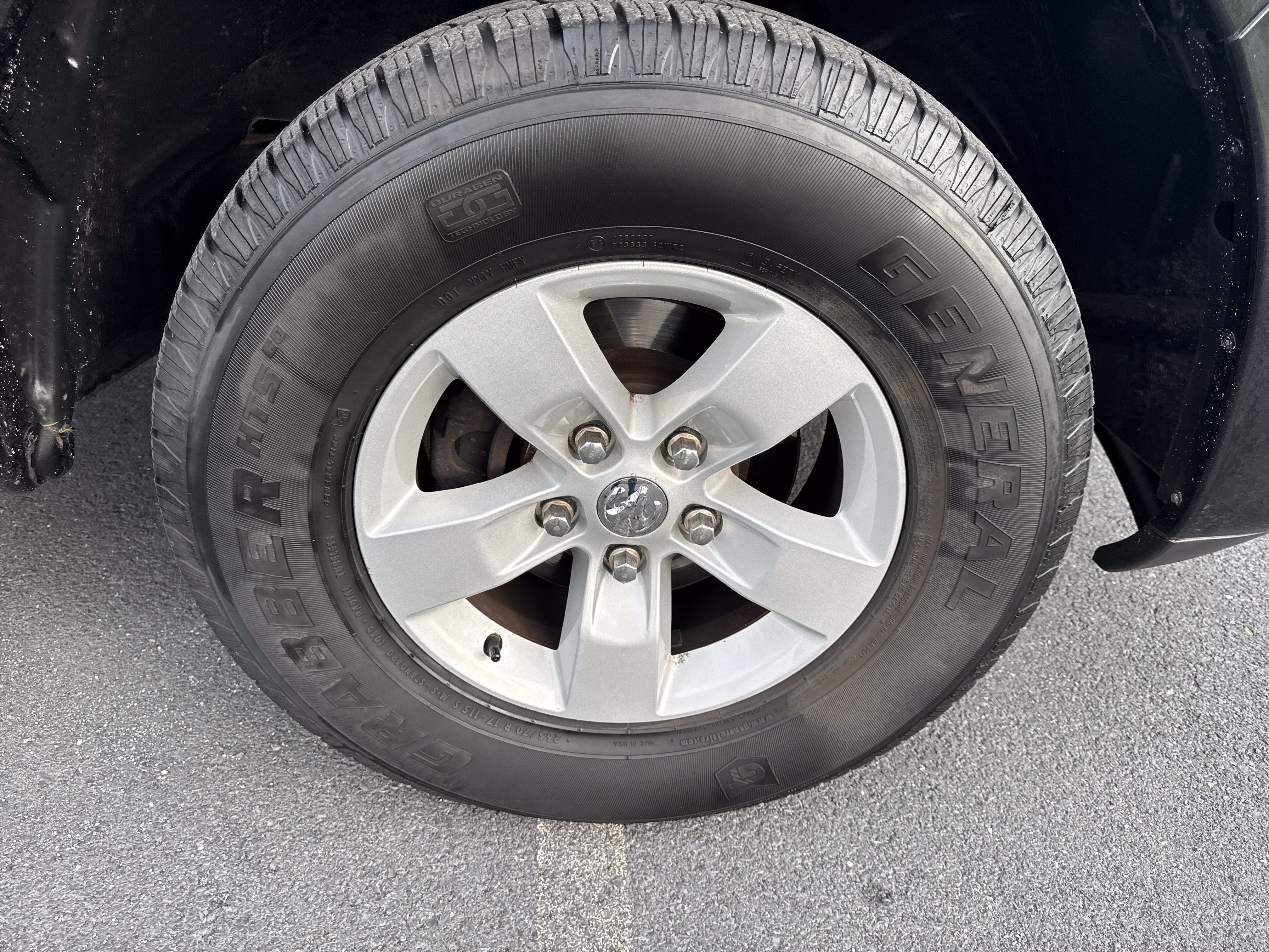Used 2018 RAM 1500 Express AWD/4WD image 28