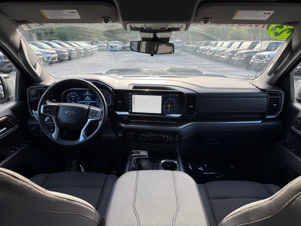 Used 2023 Chevrolet Silverado 1500 LT Trail Boss w/ Protection Package image 32