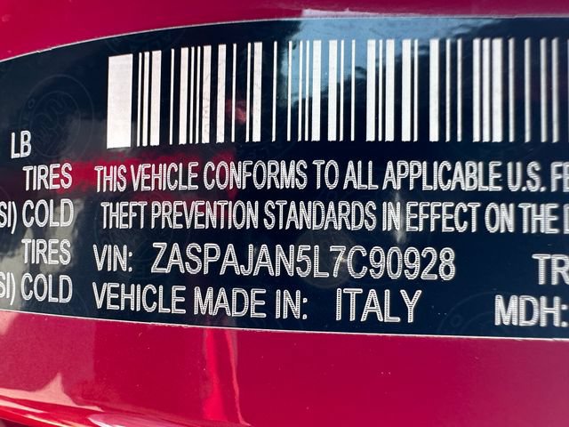 Used 2020 Alfa Romeo Stelvio RWD image 31