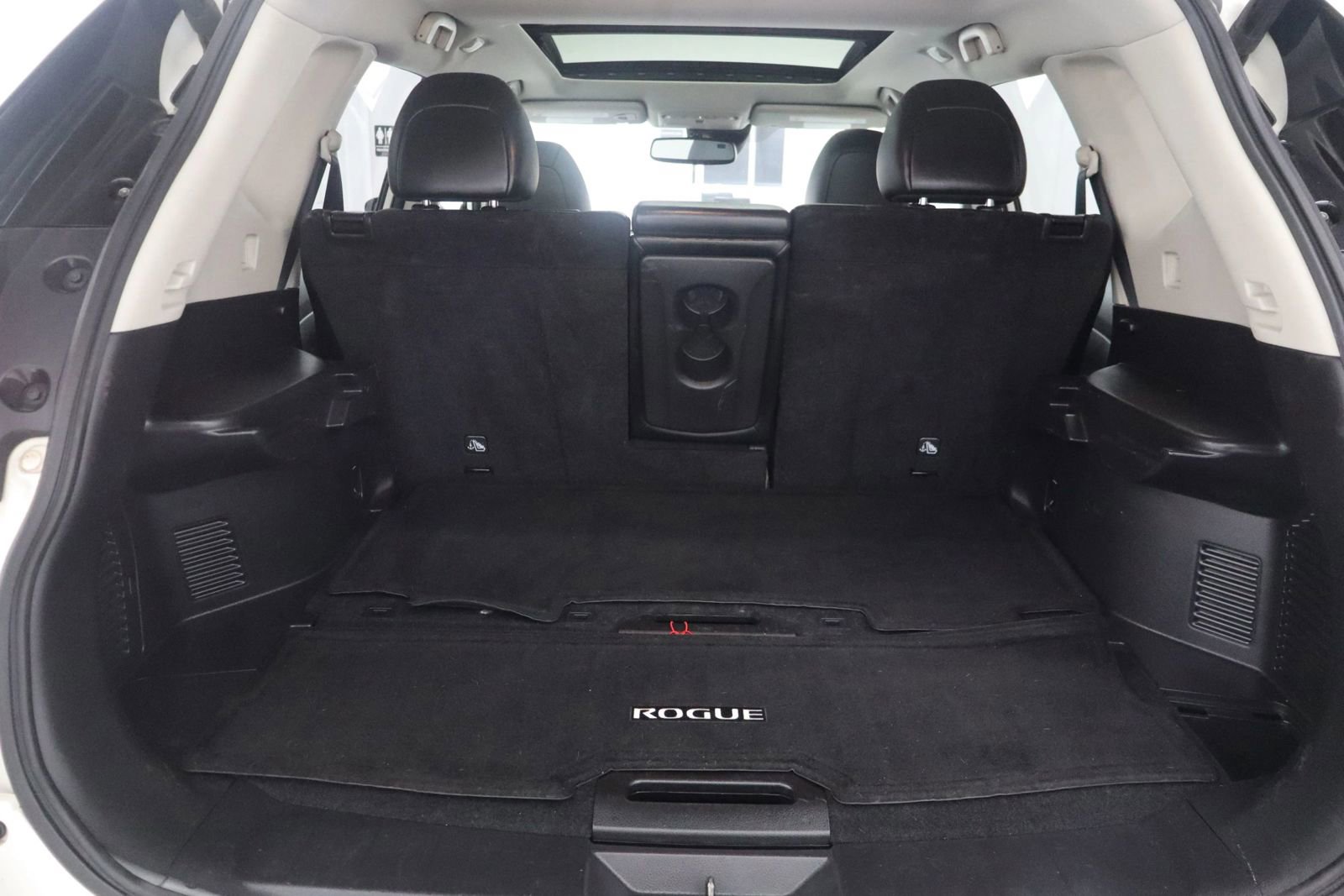 Used 2017 Nissan Rogue SL w/ SL Premium Package AWD/4WD image 7