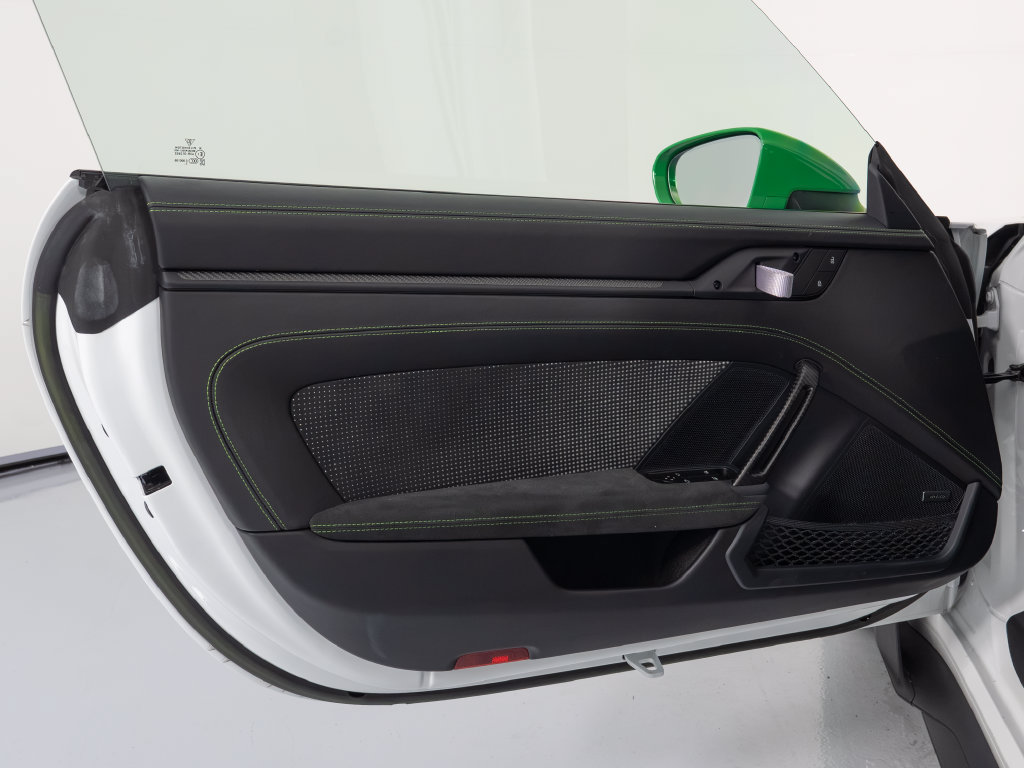 Certified 2023 Porsche 911 GT3 RS RWD image 19
