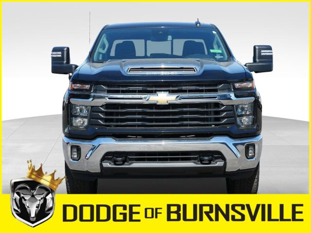 Used 2024 Chevrolet Silverado 2500 LT w/ All Star Edition image 2