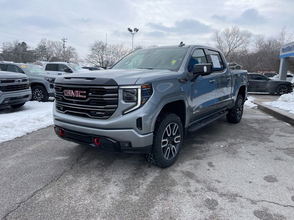 Used 2025 GMC Sierra 1500 AT4 w/ AT4 Premium Package image 3