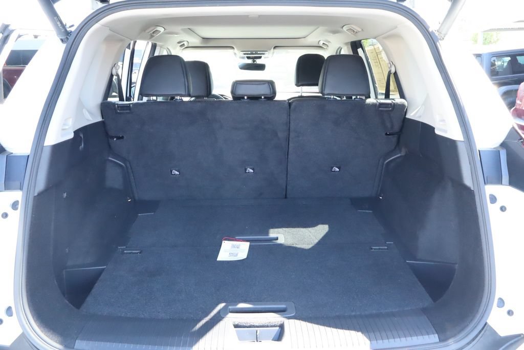 Used 2023 Nissan Rogue SL w/ SL Premium Package FWD image 34