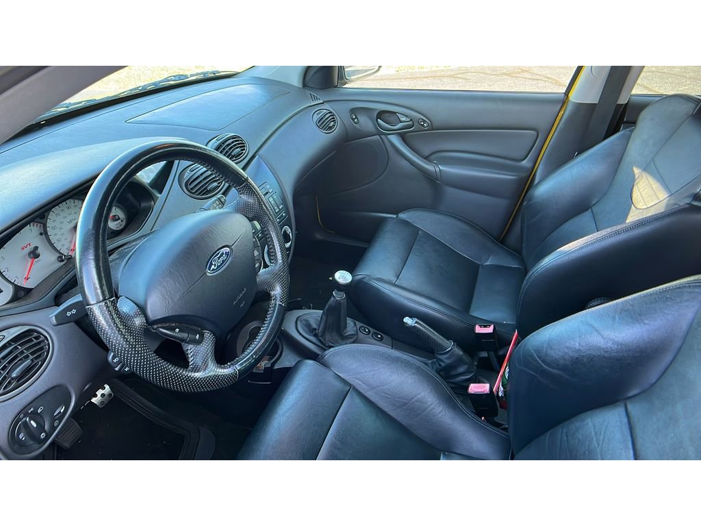 Used 2004 Ford Focus SVT image 6