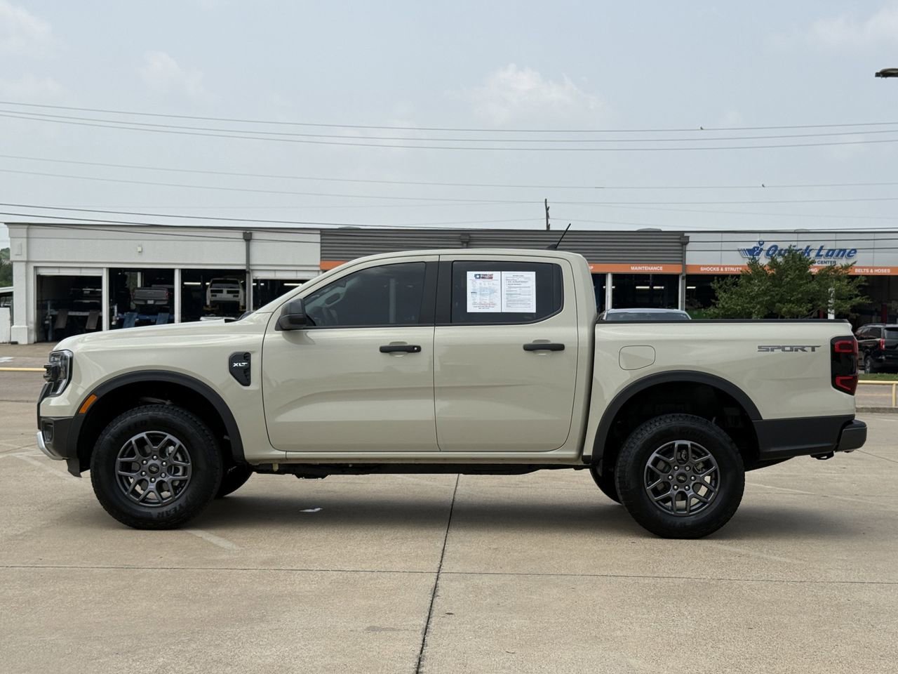 Used 2025 Ford Ranger XLT w/ Trailer Tow Package RWD image 3