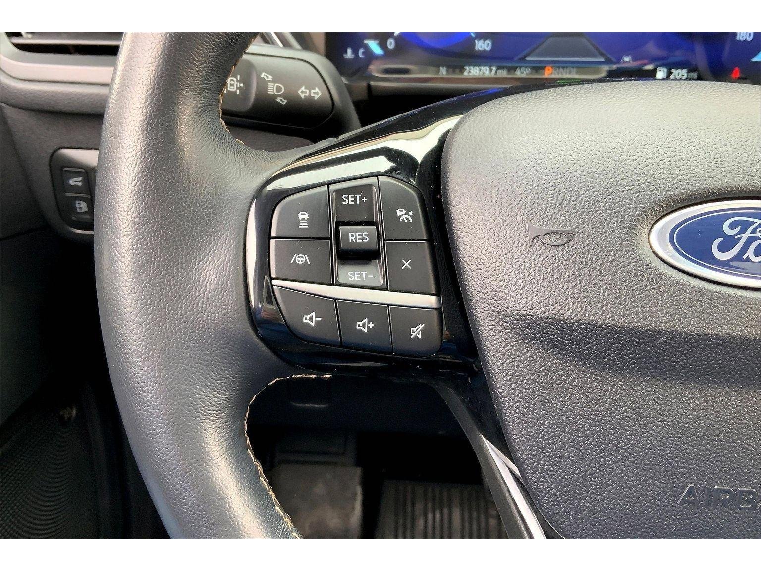 Used 2022 Ford Escape Titanium w/ Titanium Elite Package image 17