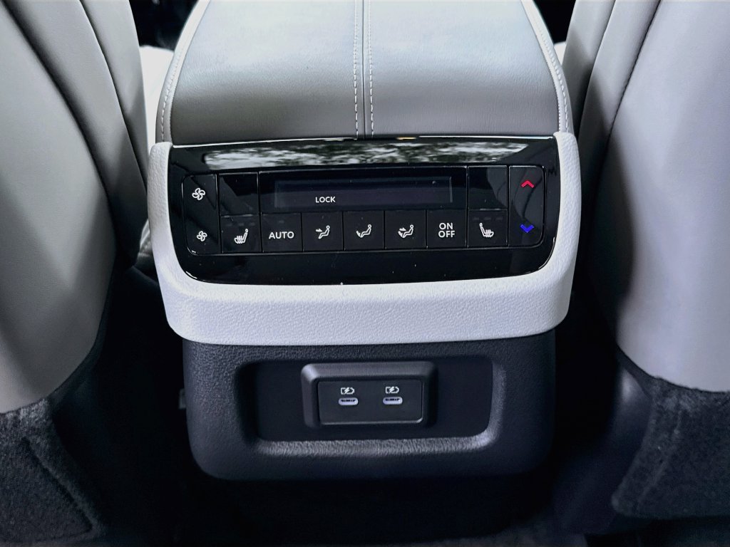 New 2027 INFINITI QX60 Luxe w/ Cargo Package FWD image 27