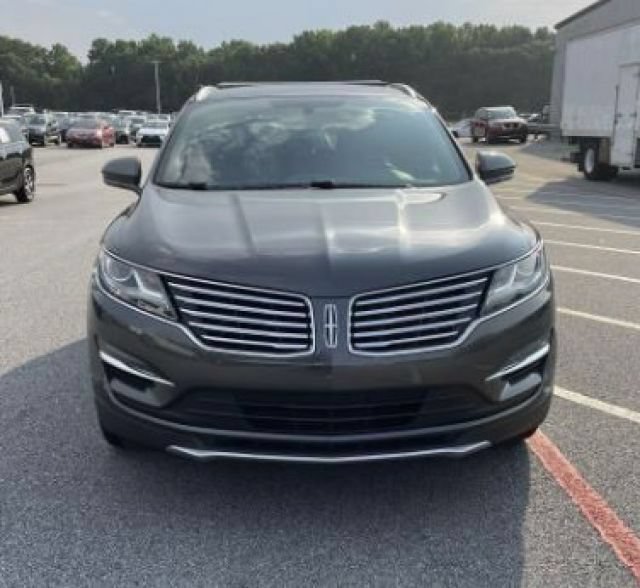 Used 2017 Lincoln MKC Reserve FWD image 6