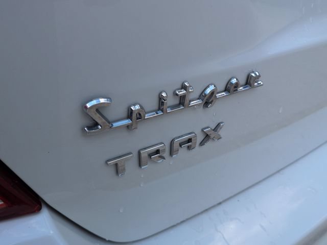 Used 2019 Chevrolet Trax LT w/ LT Convenience Package FWD image 32