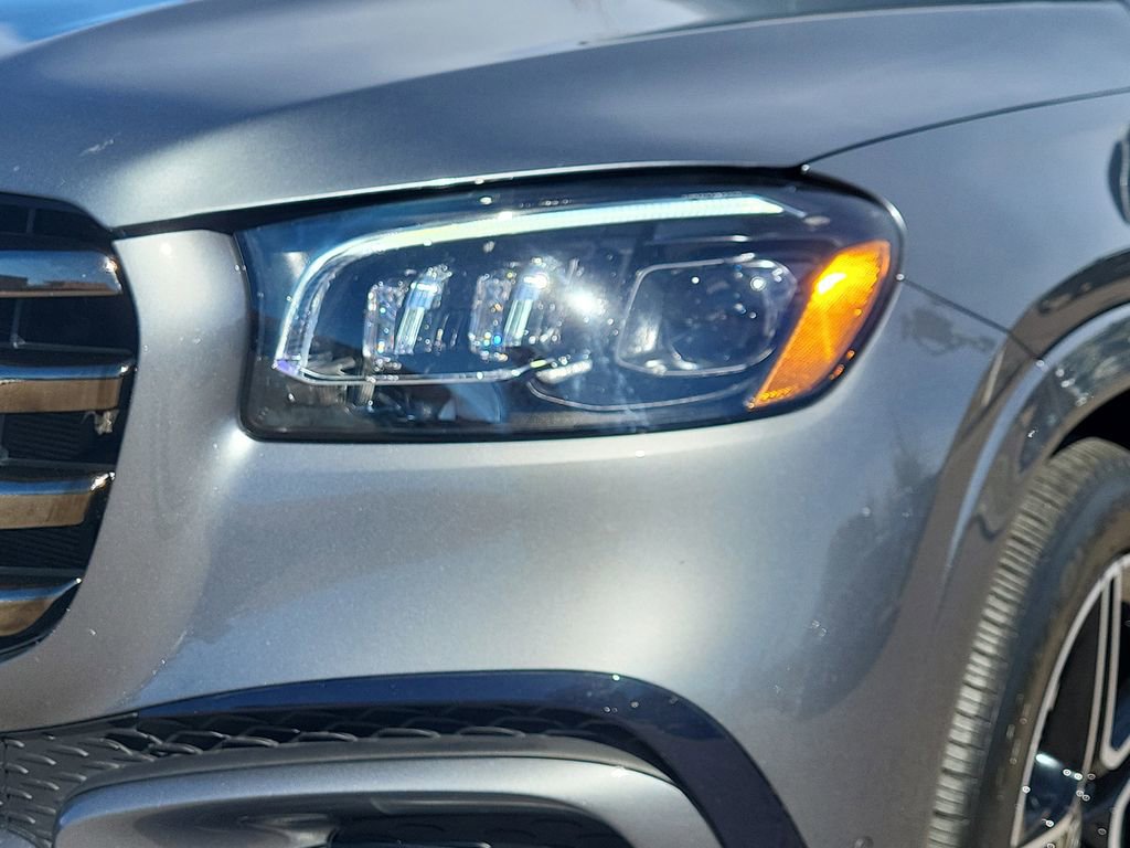 Used 2024 Mercedes-Benz GLS 450 4MATIC image 8