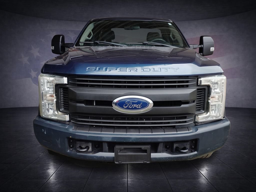 Used 2017 Ford F250 XL w/ Power Equipment Group RWD image 8