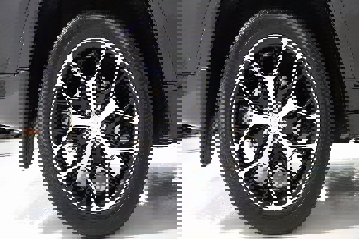 Used 2023 Jeep Grand Cherokee Summit image 92