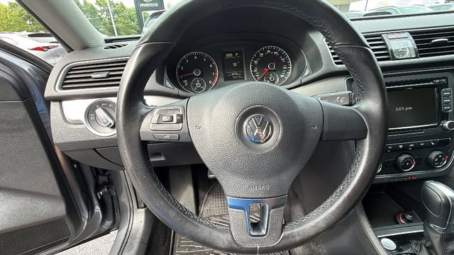 Used 2015 Volkswagen Passat 1.8T Limited Edition FWD image 15