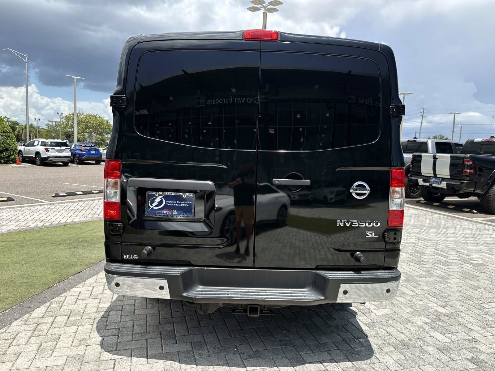 Used 2020 Nissan NV 3500 SL RWD image 9