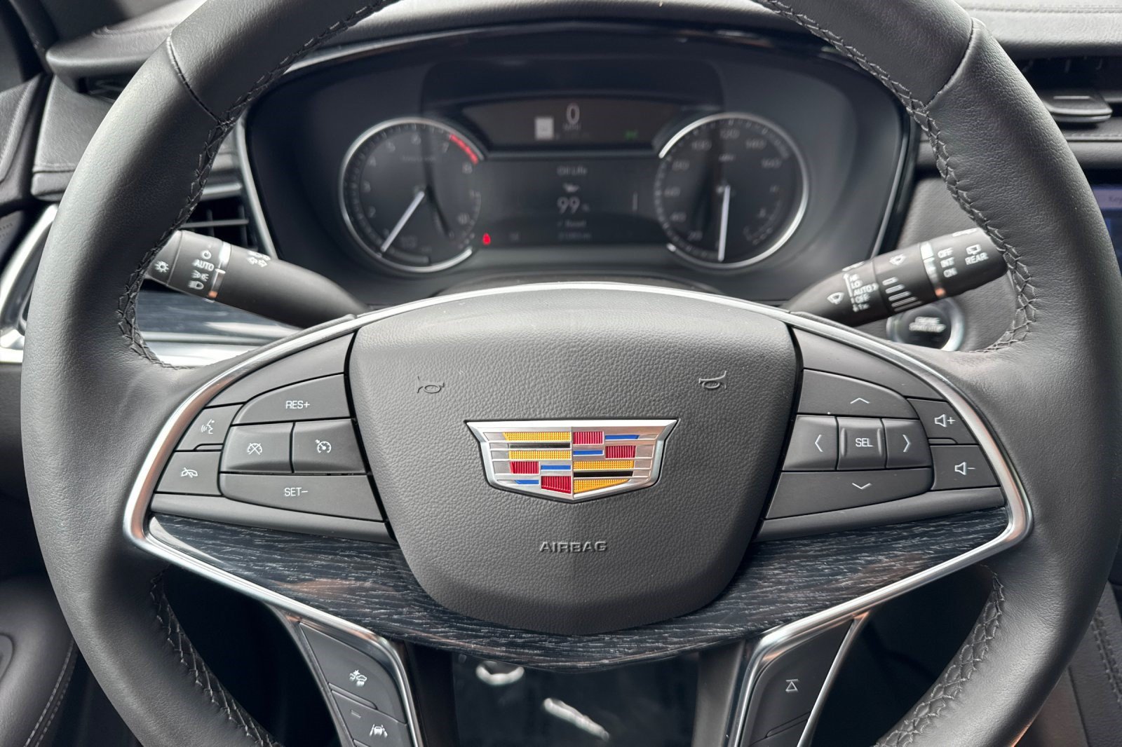 Used 2024 Cadillac XT5 Premium Luxury FWD image 11