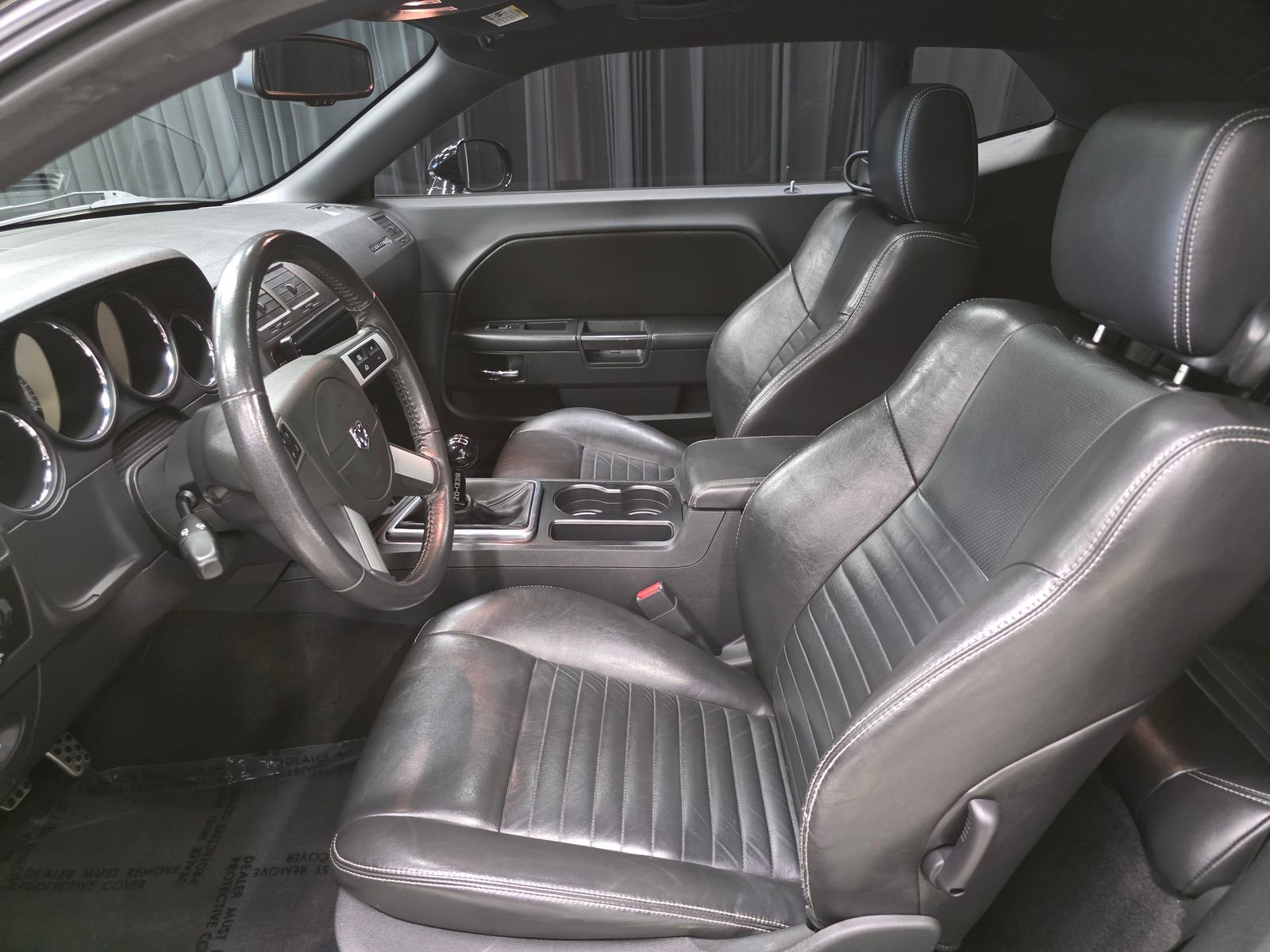 Used 2010 Dodge Challenger R/T RWD image 26