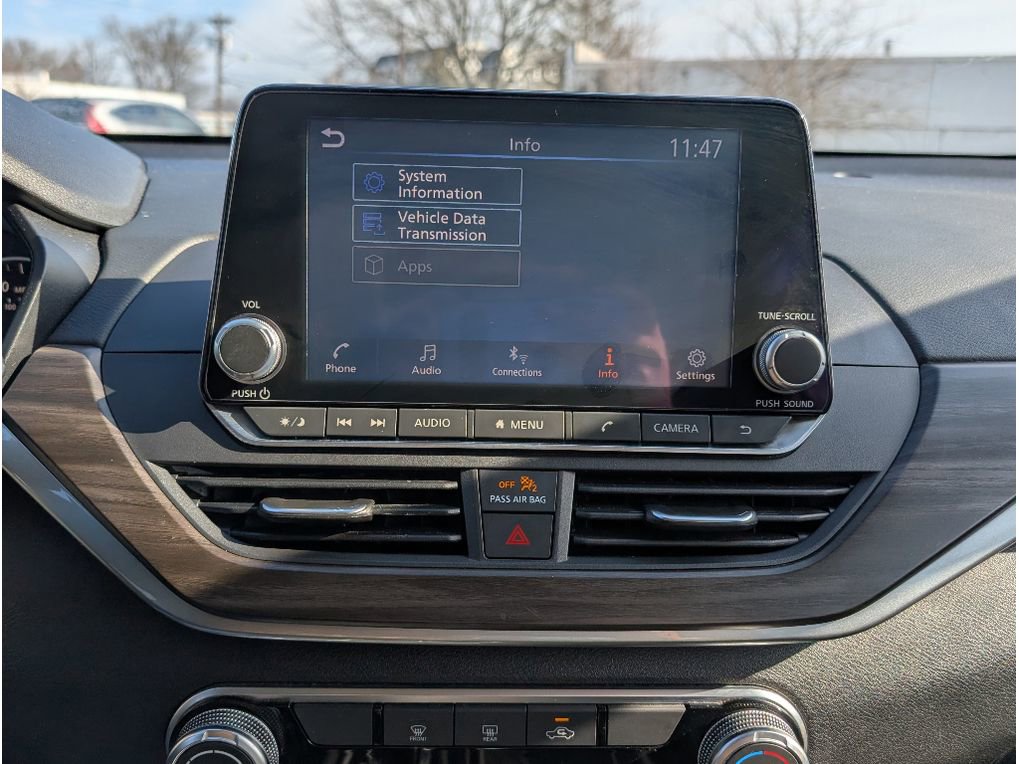 Used 2024 Nissan Altima 2.5 SV image 21