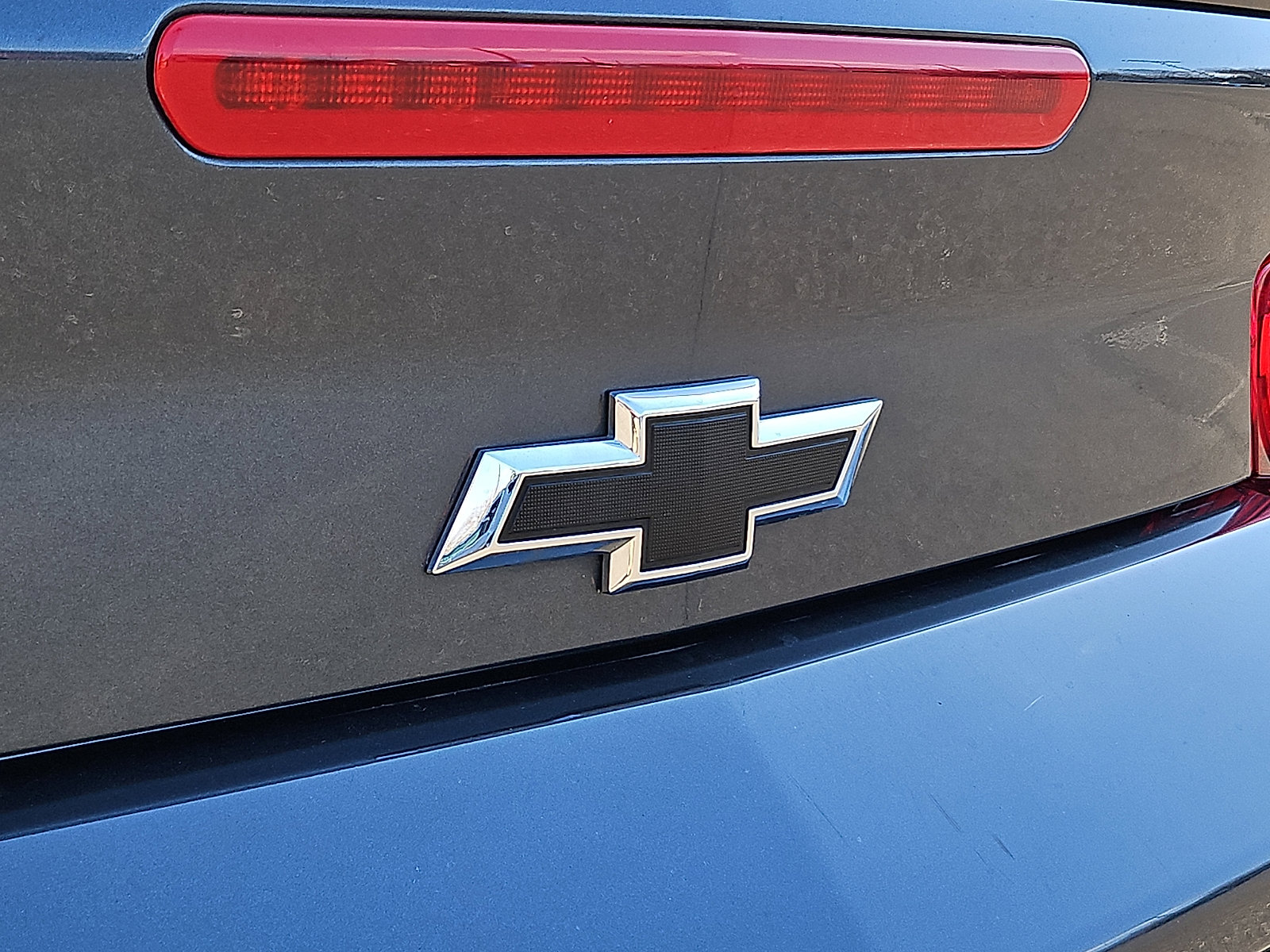 Used 2020 Chevrolet Camaro LS image 29