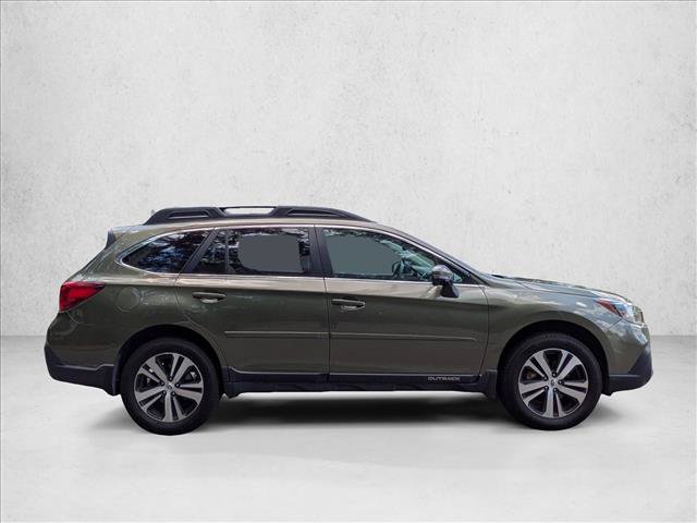 Used 2019 Subaru Outback 2.5i Limited AWD/4WD image 4