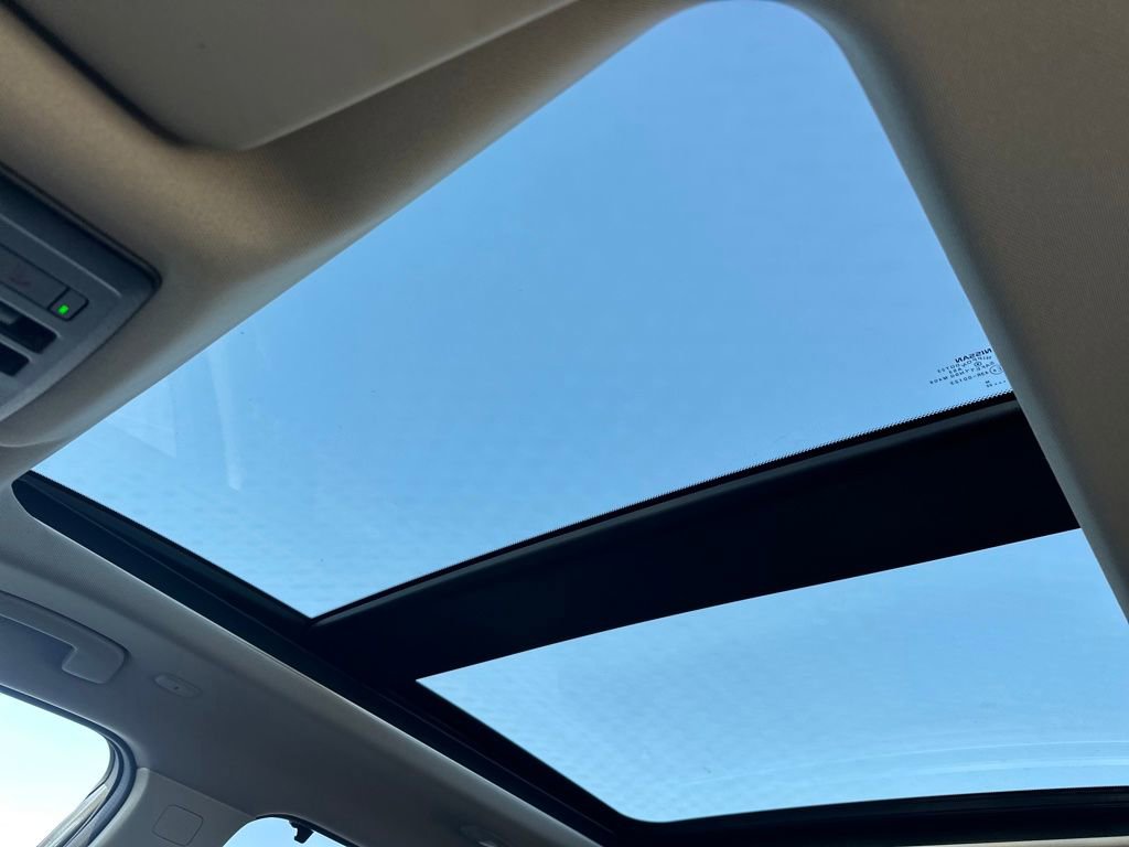 Used 2023 Nissan Rogue Platinum w/ Platinum Premium Package image 43